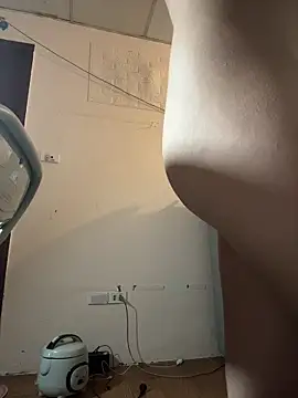 Lucky_8686 现场XXX聊天