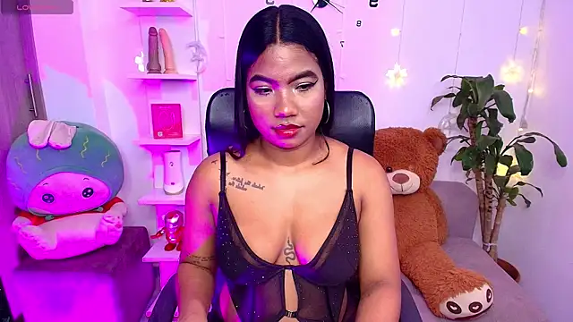 sharlottxl 라이브 XXX 채팅