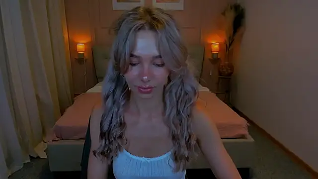 LuluAlis' Live XXX Chat