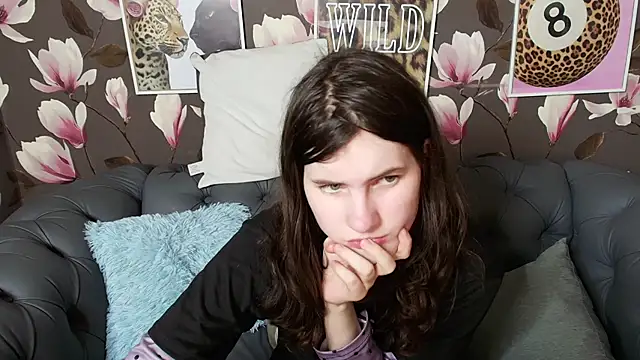 Živý XXX chat NoriMoore