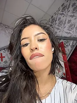 Chatroom XXX en direct de MystiqueXXX