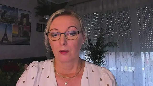 vanessa_chat Live XXX-chat