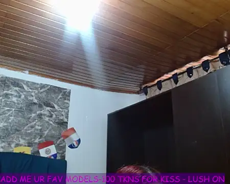 Chat XXX en directo de LITTLEKITTY19
