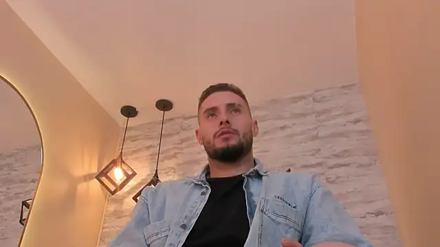 Czat XXX na żywo – dominic_de_luca