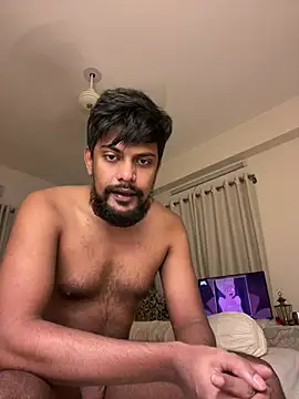 AICoUpLE Adlı Modelin Web Kamerası Şovu