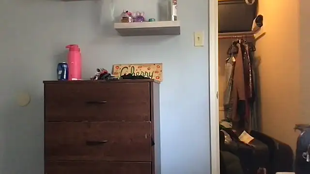 Онлайн чат XXX kittycatkendra