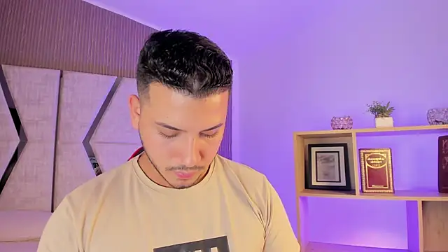 Axel_grey_ élő XXX-chatje