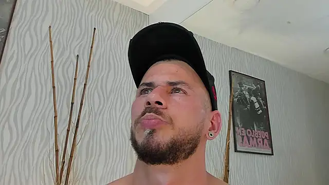dylan_jacobx élő XXX-chatje