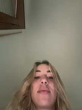 lunavelveett Live XXX-chat