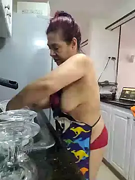 Scarlet_curly8a: απευθείας συνομιλία ΧΧΧ