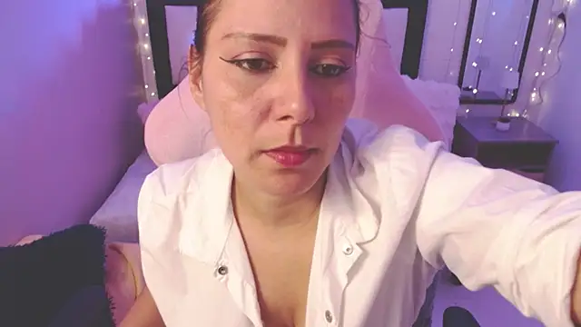 دردشة camila_delarosa الجنسية المباشرة