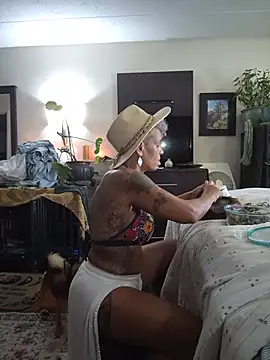 CeceilaMoon's Live XXX Chat