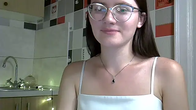 Miss_Tinakiss' Live XXX Chat