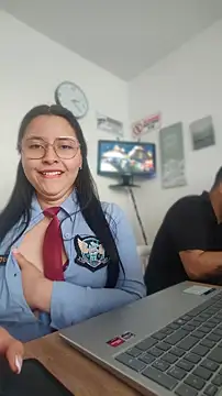 Queen_linda1's Live XXX Chat