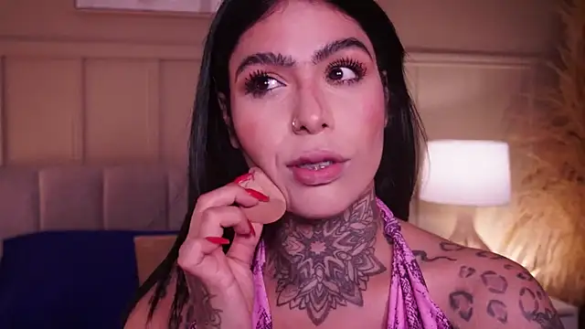 curvyliciousss' Live XXX Chat