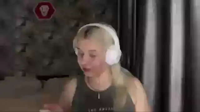 SpotlessParaffin 라이브 XXX 채팅