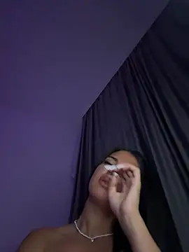 Chatroom XXX en direct de OlyviaDelight