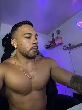 Chatroom XXX en direct de FreszX