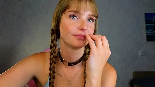 Chat +18 de Lovelly_molly1 ao vivo