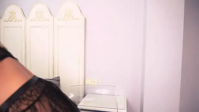 mollystarss' Live XXX Chat