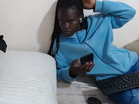 chichie_ Live XXX Chat
