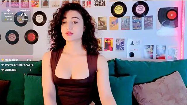 Chat XXX en directo de Maya_Rogerss