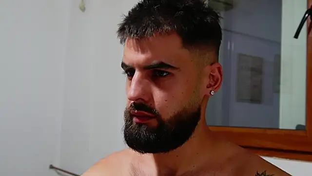 HairyRobxxx's Live XXX Chat