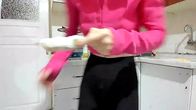 Kedicigi_Miyavlat Adlı Modelin Canlı XXX Sohbeti
