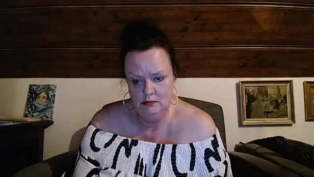 Czat XXX na żywo – TiffanyMature
