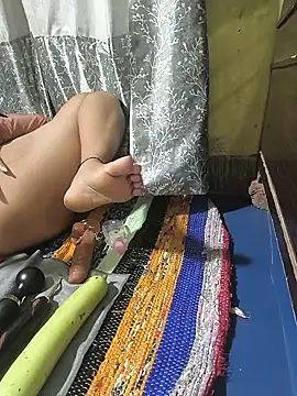 Chat +18 de Hotty-Rani-Bhabi ao vivo