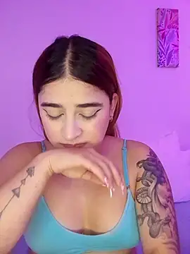 martina_connor1's Live XXX Chat