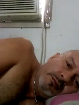Juan_45 – Naživo XXX chat