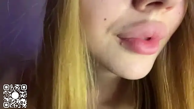 xXMelanieseXx Live XXX-Chat