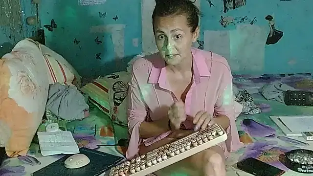brighteyes77's Live XXX Chat