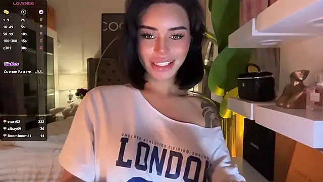 ParisianDoll's Live XXX Chat