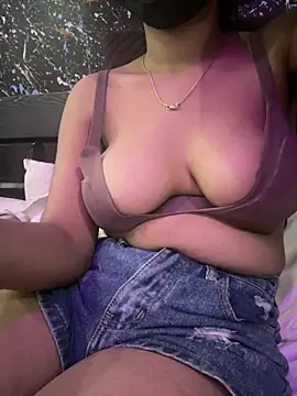 PlNK_PUSSY20 即時 XXX 聊天