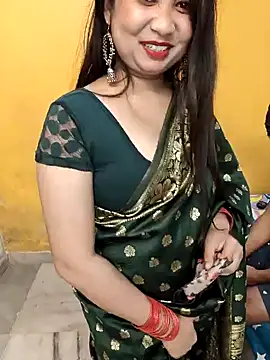 MONAJI_HOTn Webbikameraesitys