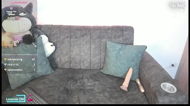 velmoon Live XXX Chat