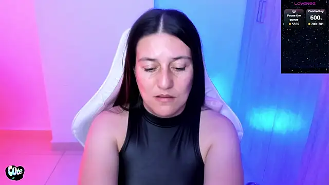 Živý XXX chat Saskyaa
