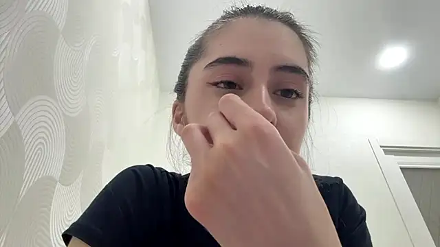 raisatdj's Live XXX Chat