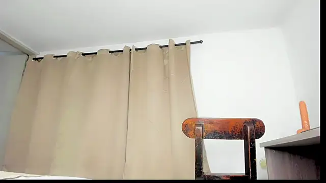 Genesis_Sandoval Chat XXX in diretta