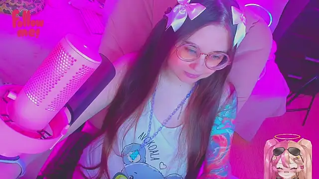 Lolisuccub live XXX chat