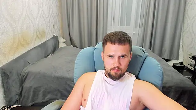 Vladik_b – Naživo XXX chat