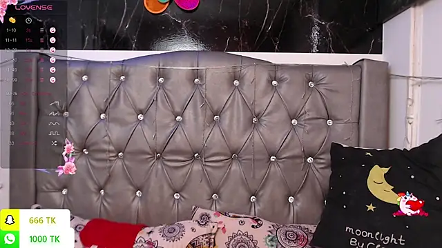 Chat +18 de LAILAGUMMY ao vivo