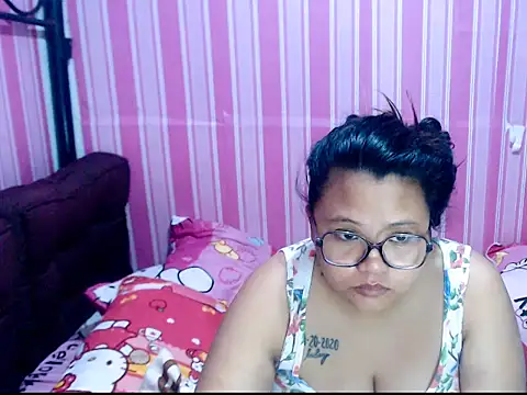 AsianAnne69 – Naživo XXX chat