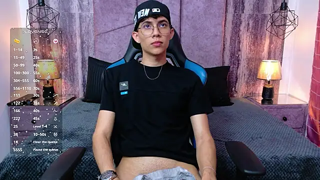AronTawers 라이브 XXX 채팅