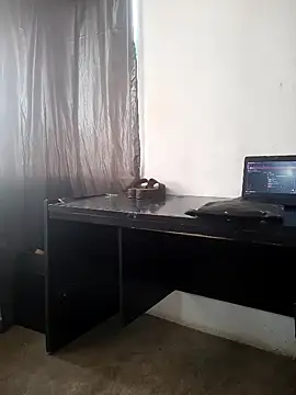 tessa33 Adlı Modelin Canlı XXX Sohbeti