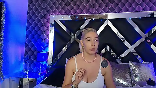 Онлайн чат XXX victoriaa_lee_