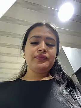 צ'אט XXX בשידור חי של Sara_fun