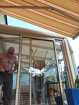 briochin: απευθείας συνομιλία ΧΧΧ
